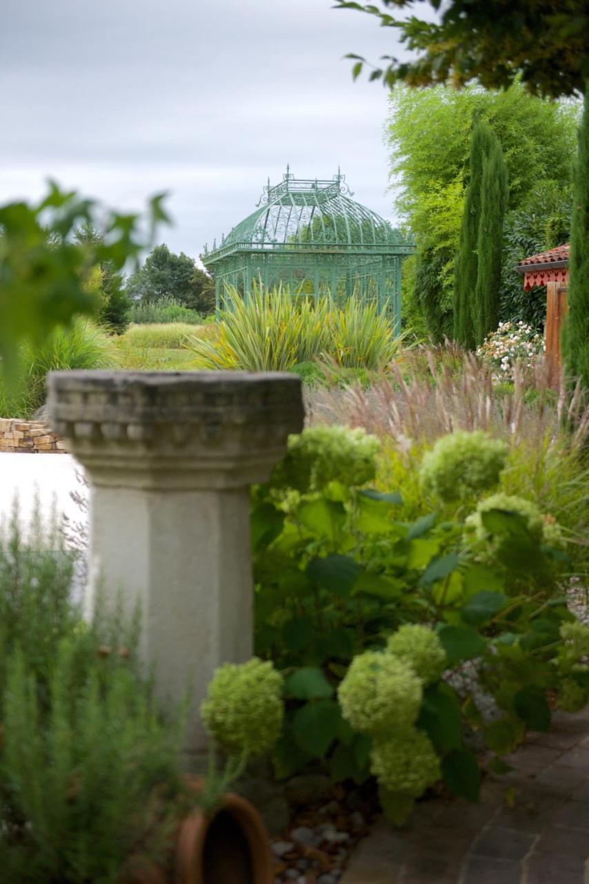 Georges Blanc Parc & Spa Vonnas Esterno foto